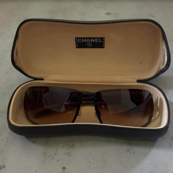 CHANEL • Sunglasses Includes Case - Picture 10 of 11